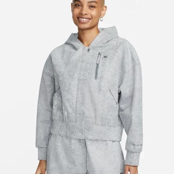 Nike Forward hooded Bomber Jacket Women's Oversized Small - Picture 1 of 11